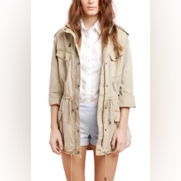 Aritzia Talula Trooper Utility Jacket in Khaki Beige, Size Small - Picture 2 of 9